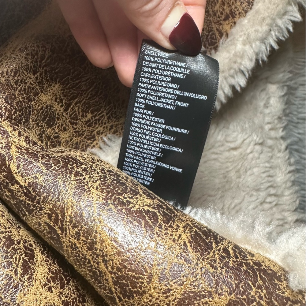 Urban Outfitters Oversized Faux Suede Sherpa Jacket - Picture 7 of 7